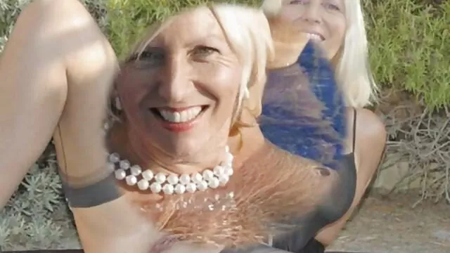 Cornea matrigna non può tenere la sua figa per se stessa faze porno cu grase