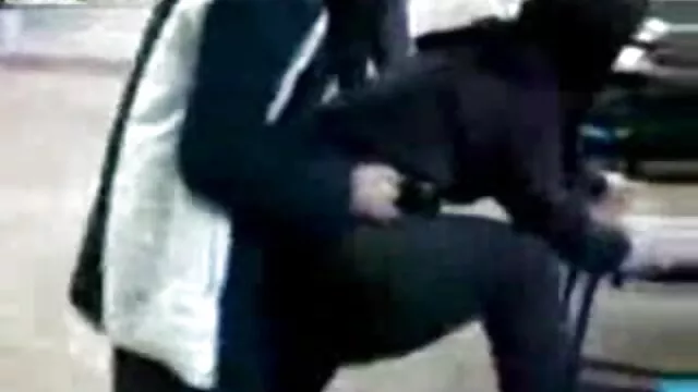 Appeso transgender principessa sex gratis cu bunaciuni scopa ragazzo