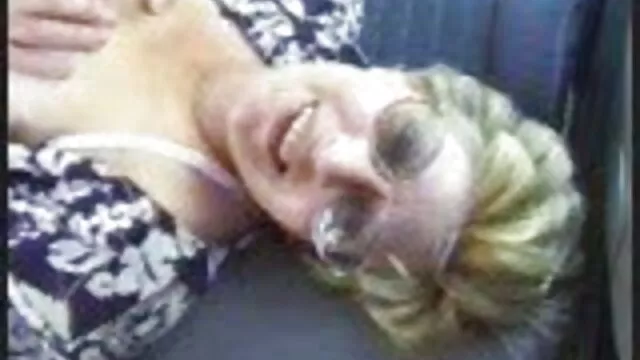 Maschio Nero divertirsi con due Lattea trans bune porno