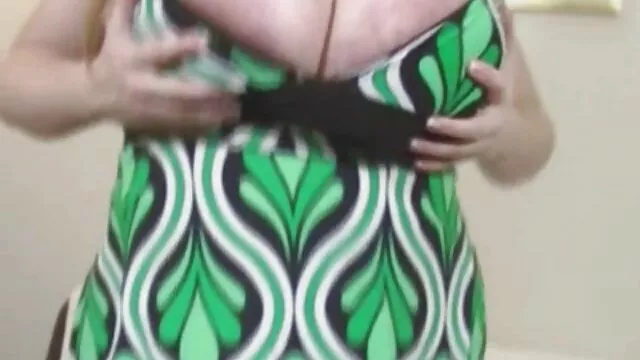 Infermiera segretamente succhia il filme porno online cu negri cazzo al paziente alla reception del medico