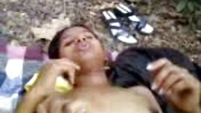 Marito condivide la moglie per il sesso con due filme porno gratis de descarcat amici