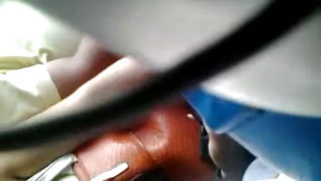 Formosa video hot gratis online trans seduce il suo culo durante la mungitura