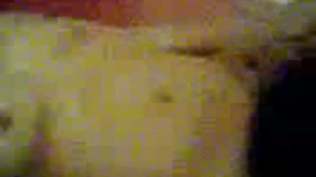 Ginecologo esamina saituri de filme porno online la figa del paziente davanti a una telecamera nascosta