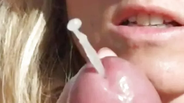 Scopata dipendente nella Figa Rasata nella sala film online gratis porno espositiva della galleria